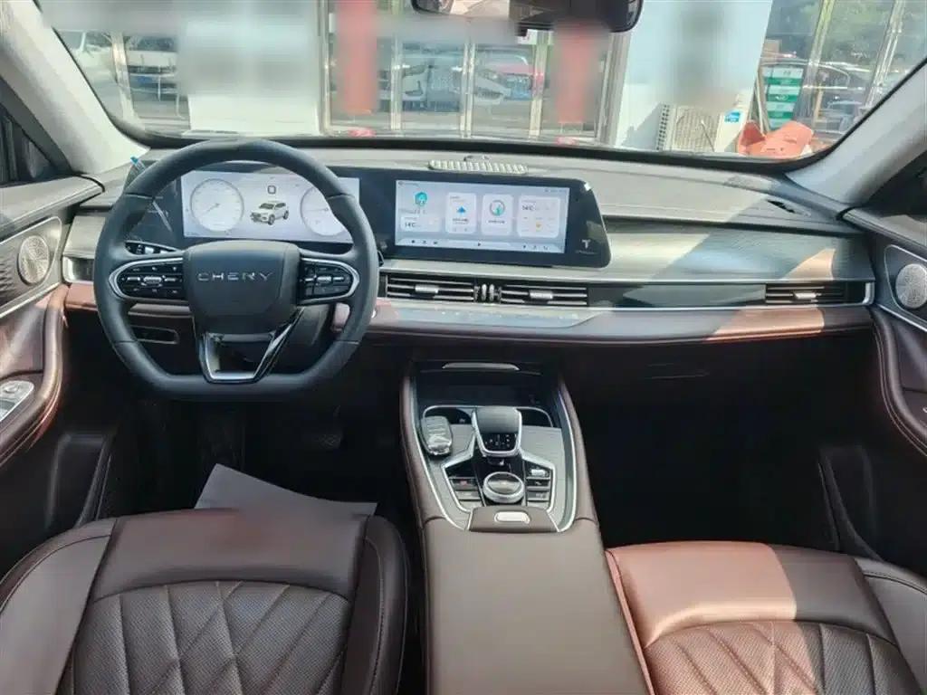 Chery Tiggo 8 PLUS 2024 Champion Edition 390TGDI DCT Luxury Edition 5-seater — миниатюра 13
