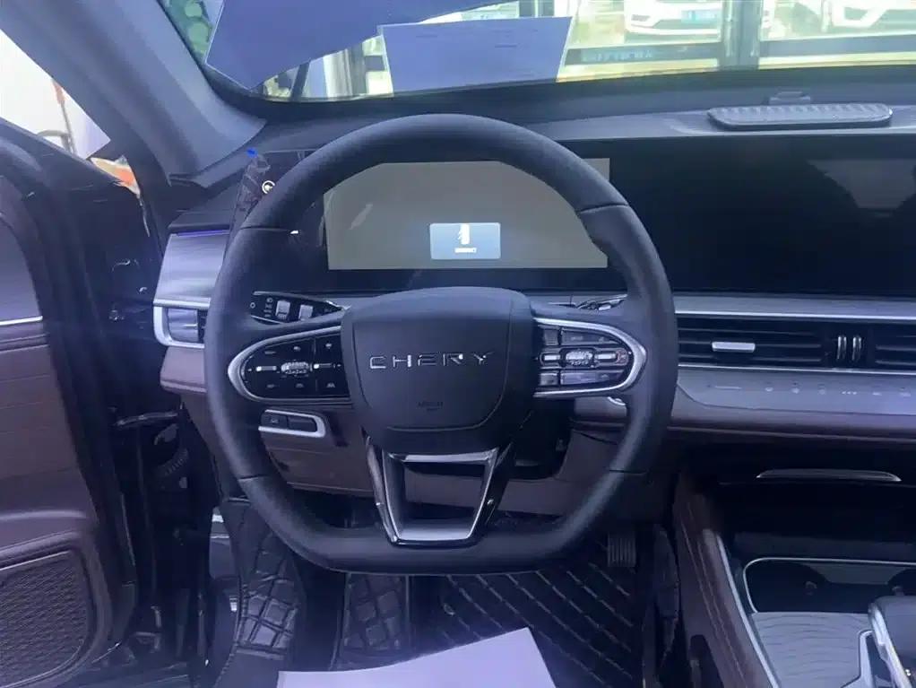 Chery Tiggo 8 PLUS 2024 Champion Edition 390TGDI DCT Luxury Edition 5-seater — миниатюра 3
