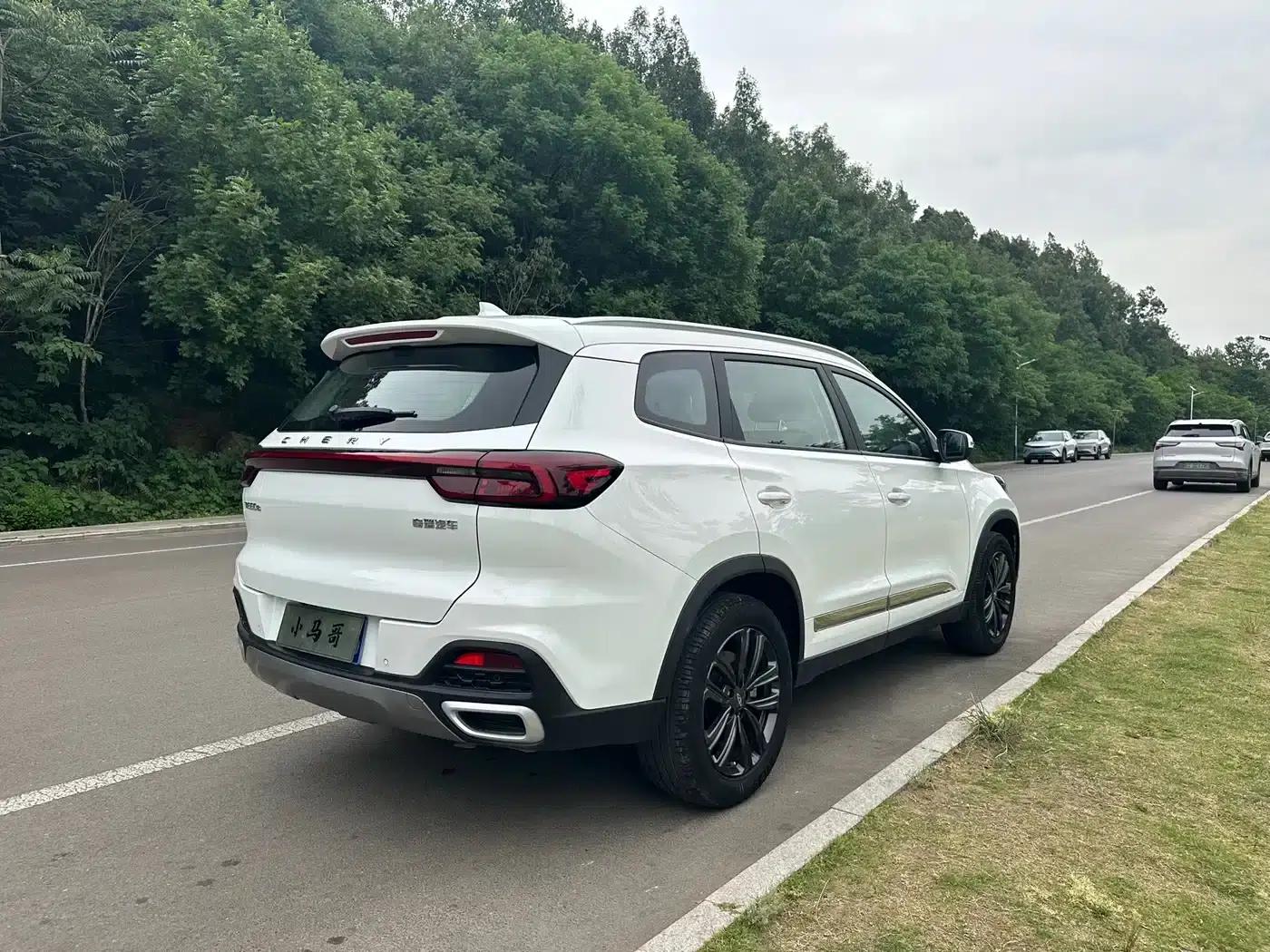 Chery Tiggo 8 2022 1.5TCI Automatic Premium Edition 5-seater — миниатюра 9