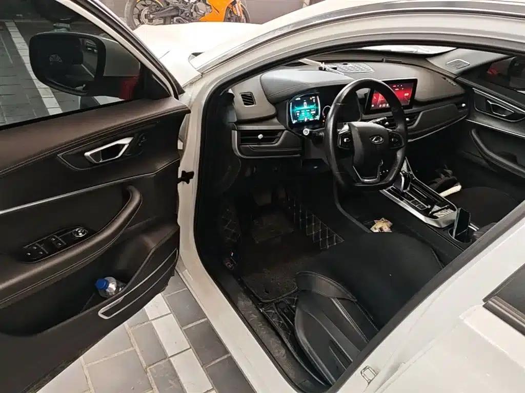 Chery Tiggo 8 2019 1.6TGDI Automatic Fashion Edition — миниатюра 16