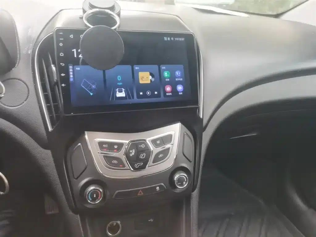 Chery Arrizo 5 2016 1.5L CVT Trendsetter Edition — миниатюра 13