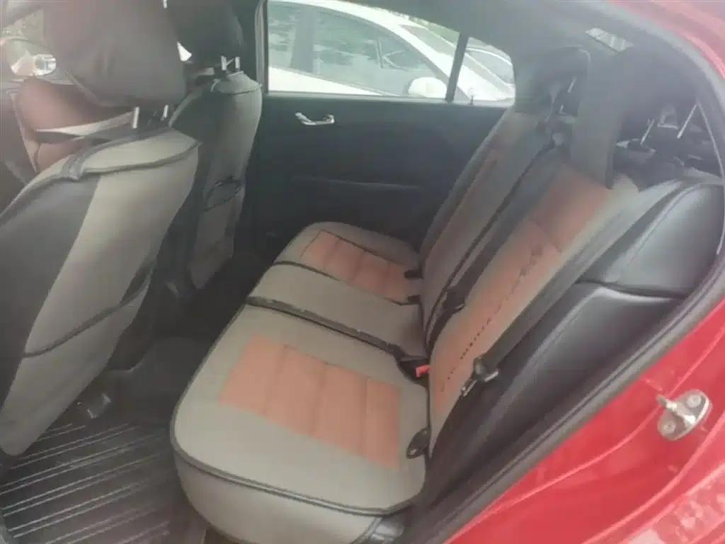 Chery Arrizo 5 2016 1.5L CVT Trendsetter Edition — миниатюра 17