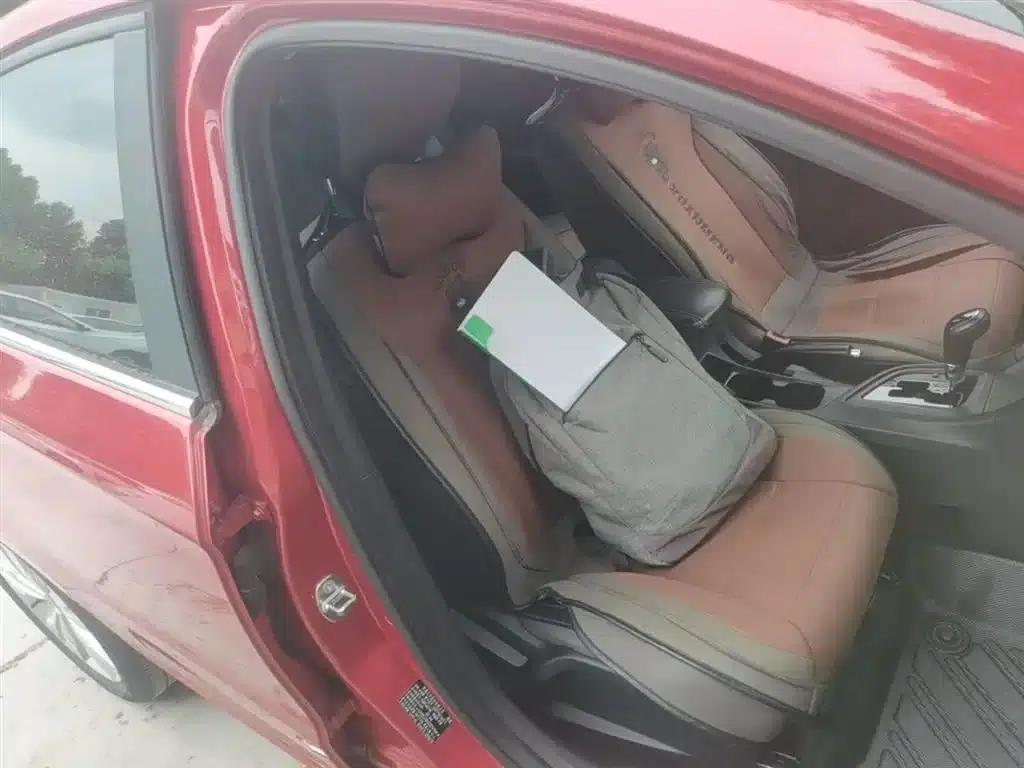 Chery Arrizo 5 2016 1.5L CVT Trendsetter Edition — миниатюра 25