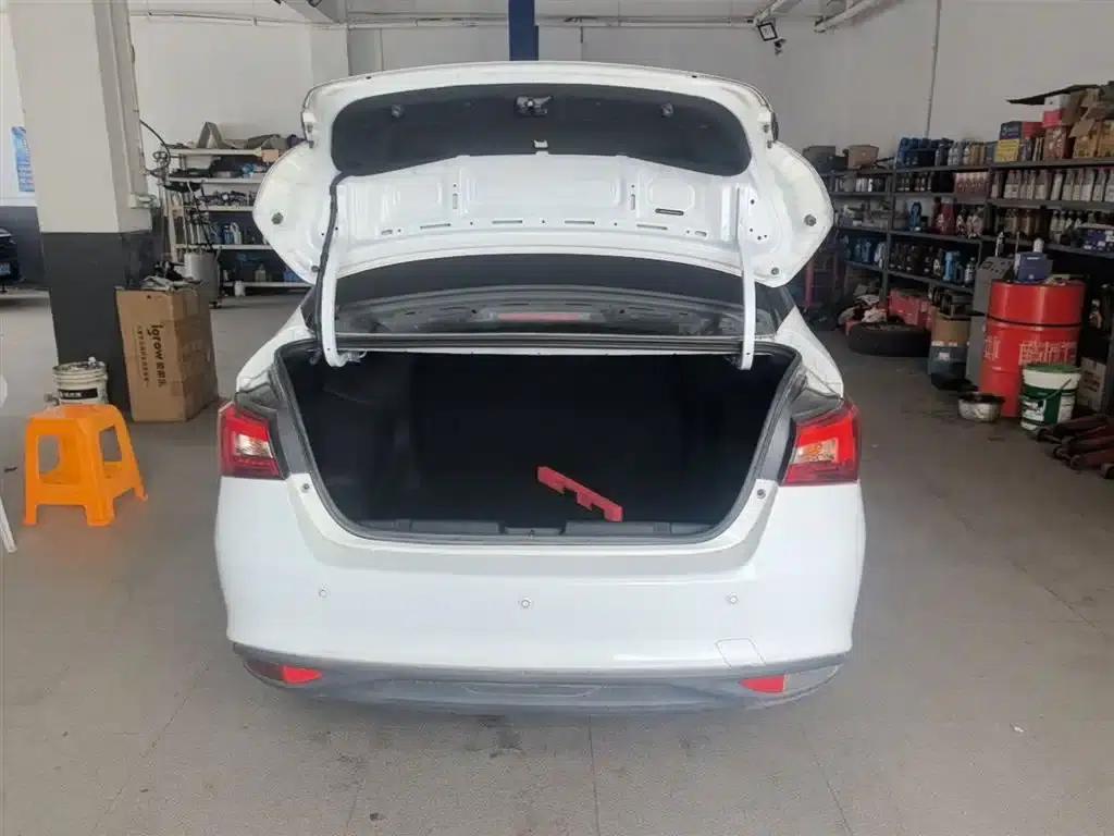 Chery Arrizo 5 2017 1.5L Manual Trendsetter Edition — миниатюра 19