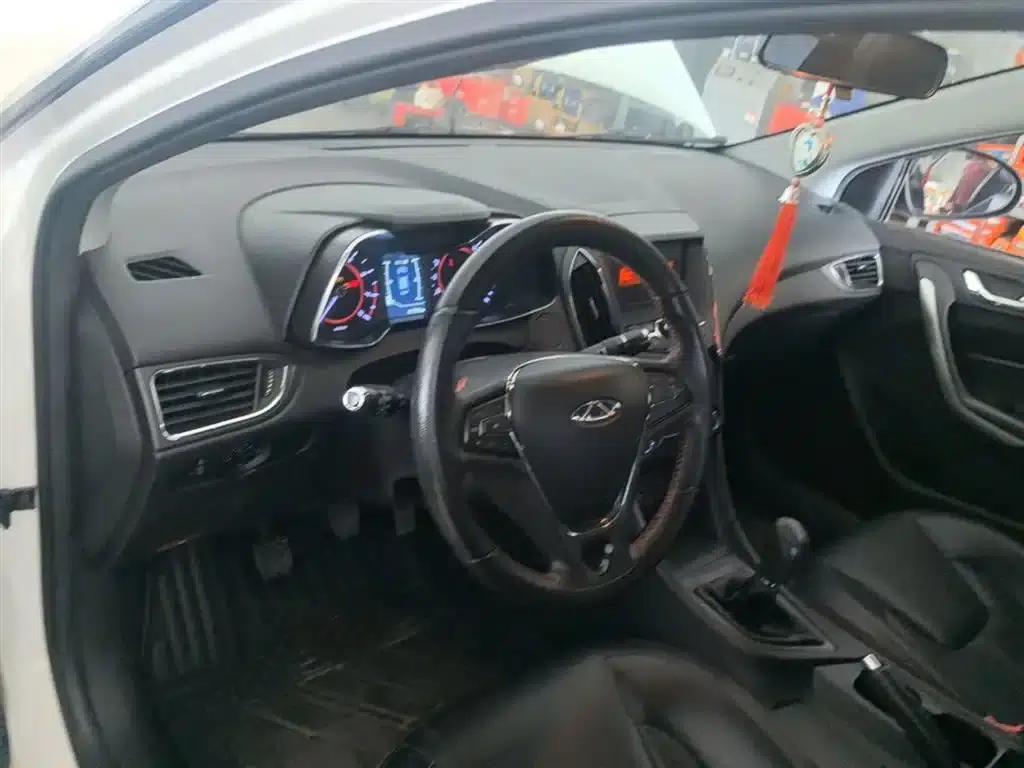 Chery Arrizo 5 2017 1.5L Manual Trendsetter Edition — миниатюра 10