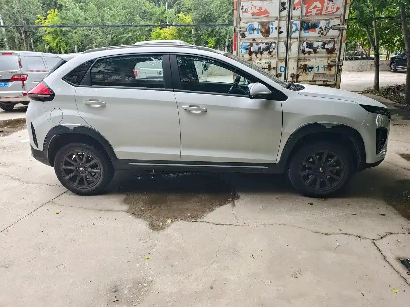 Chery Tiggo 3x 2023 1.5L CVT New Dynamic Edition — миниатюра 4