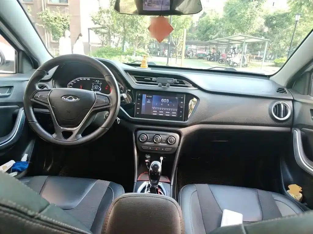 Chery Tiggo 3x 2018 1.5L Automatic Deluxe Edition — миниатюра 6