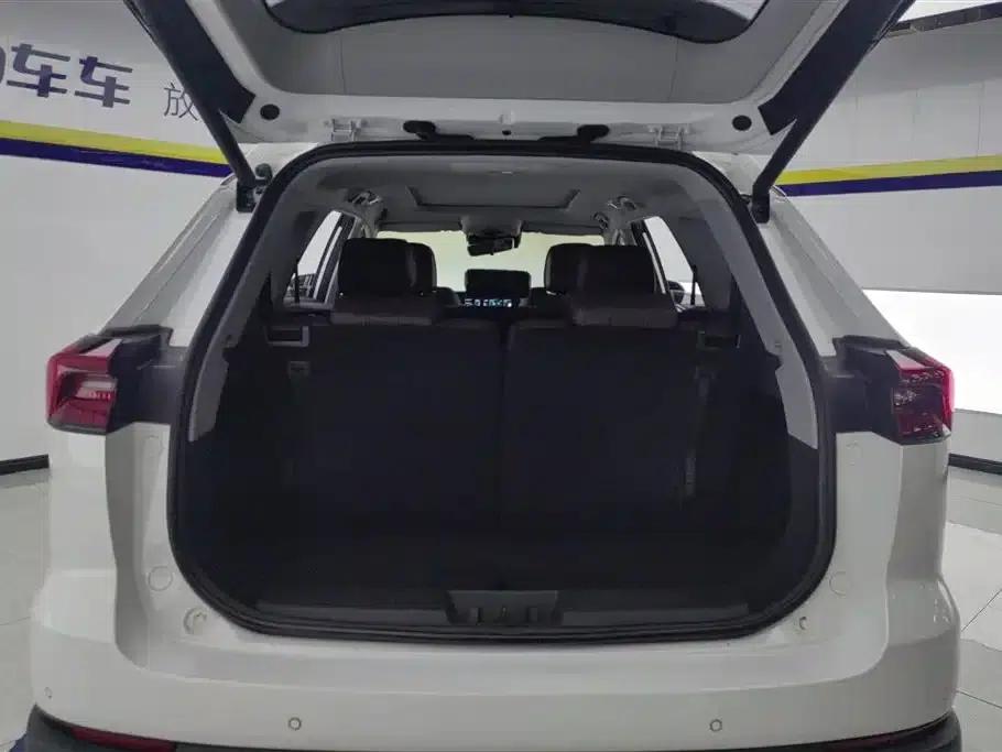 Chery Tiggo 8 PRO 2022 290T 2WD Expansive Edition 7-Seater — миниатюра 4