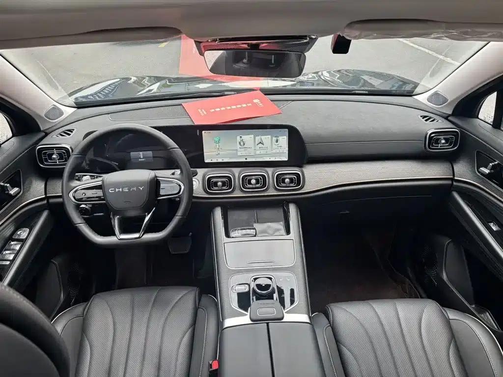 Chery Tiggo 9 2023 2.0T Dual-Clutch Two-Wheel Drive Leading Edition 5-Seater — миниатюра 5