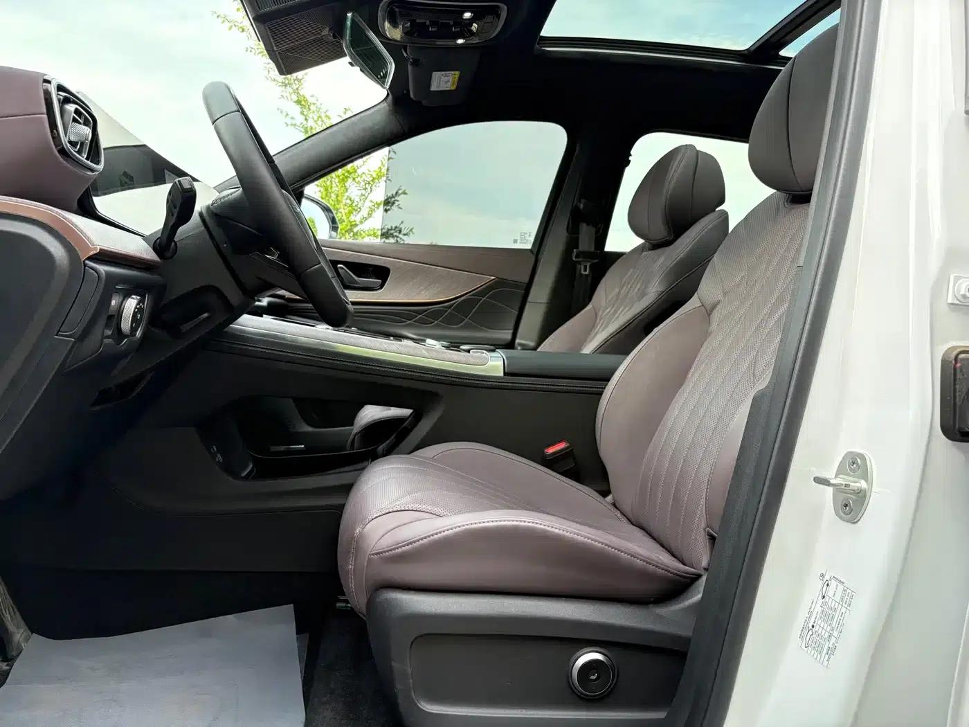 Chery Tiggo 9 2025 2.0T Automatic 2WD Premium Edition 5-seater — миниатюра 8