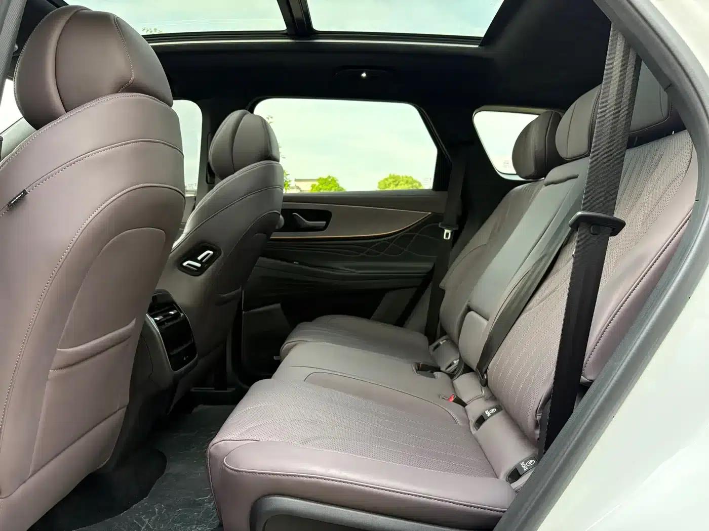 Chery Tiggo 9 2025 2.0T Automatic 2WD Premium Edition 5-seater — миниатюра 9