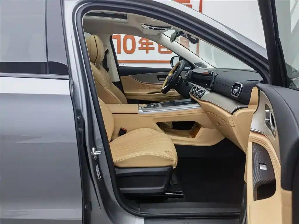 Chery Tiggo 9 2023 2.0T Automatic 2WD Luxury Edition 5-seater — миниатюра 23