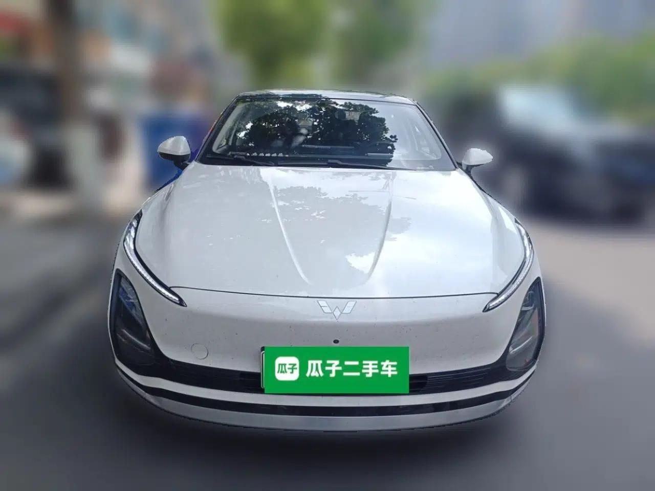 Wuling Xingguang 2024 Co-Creation Edition 510 Advanced Model — миниатюра 2