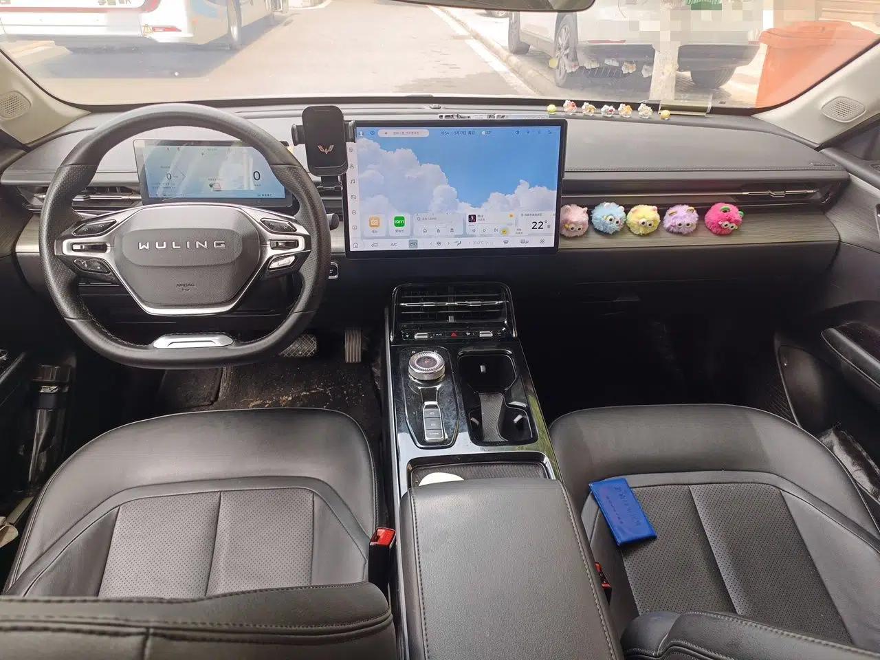 Wuling Xingguang 2024 Co-Creation Edition 510 Advanced Model — миниатюра 10