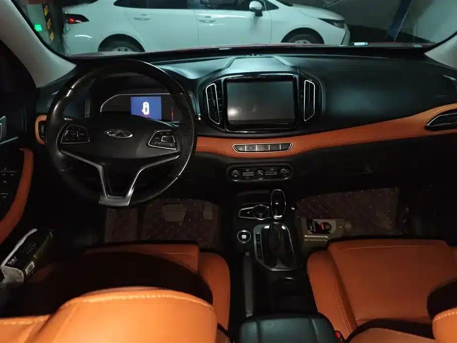 Chery Tiggo 7 2016 2.0L CVT Premium Edition — миниатюра 12