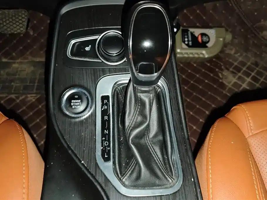 Chery Tiggo 7 2016 2.0L CVT Premium Edition — миниатюра 16