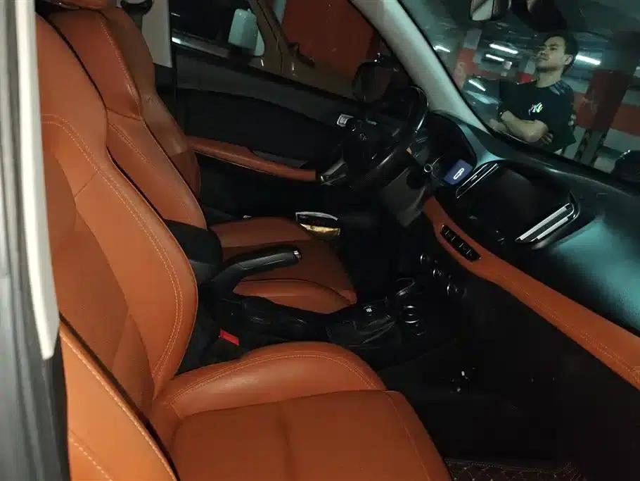 Chery Tiggo 7 2016 2.0L CVT Premium Edition — миниатюра 8