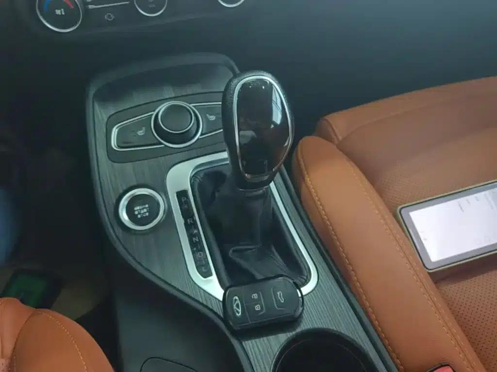 Chery Tiggo 7 2016 2.0L CVT Premium Edition — миниатюра 14