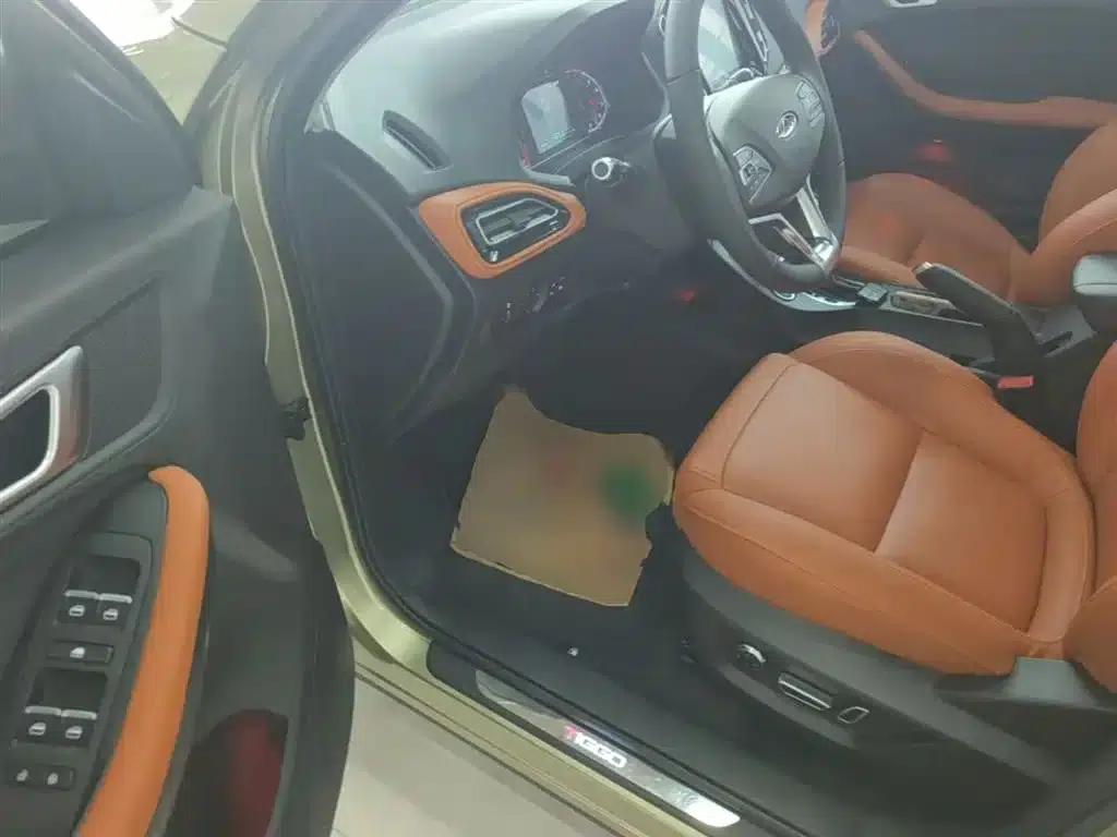 Chery Tiggo 7 2016 2.0L CVT Premium Edition — миниатюра 16