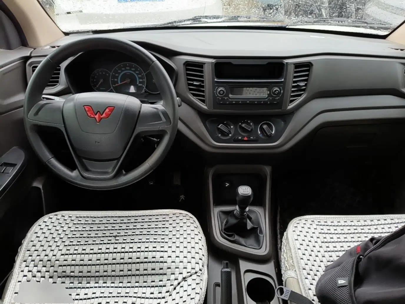 Wuling Hongguang V 2021 1.5L Refreshed Enjoyment Edition LAR — миниатюра 13