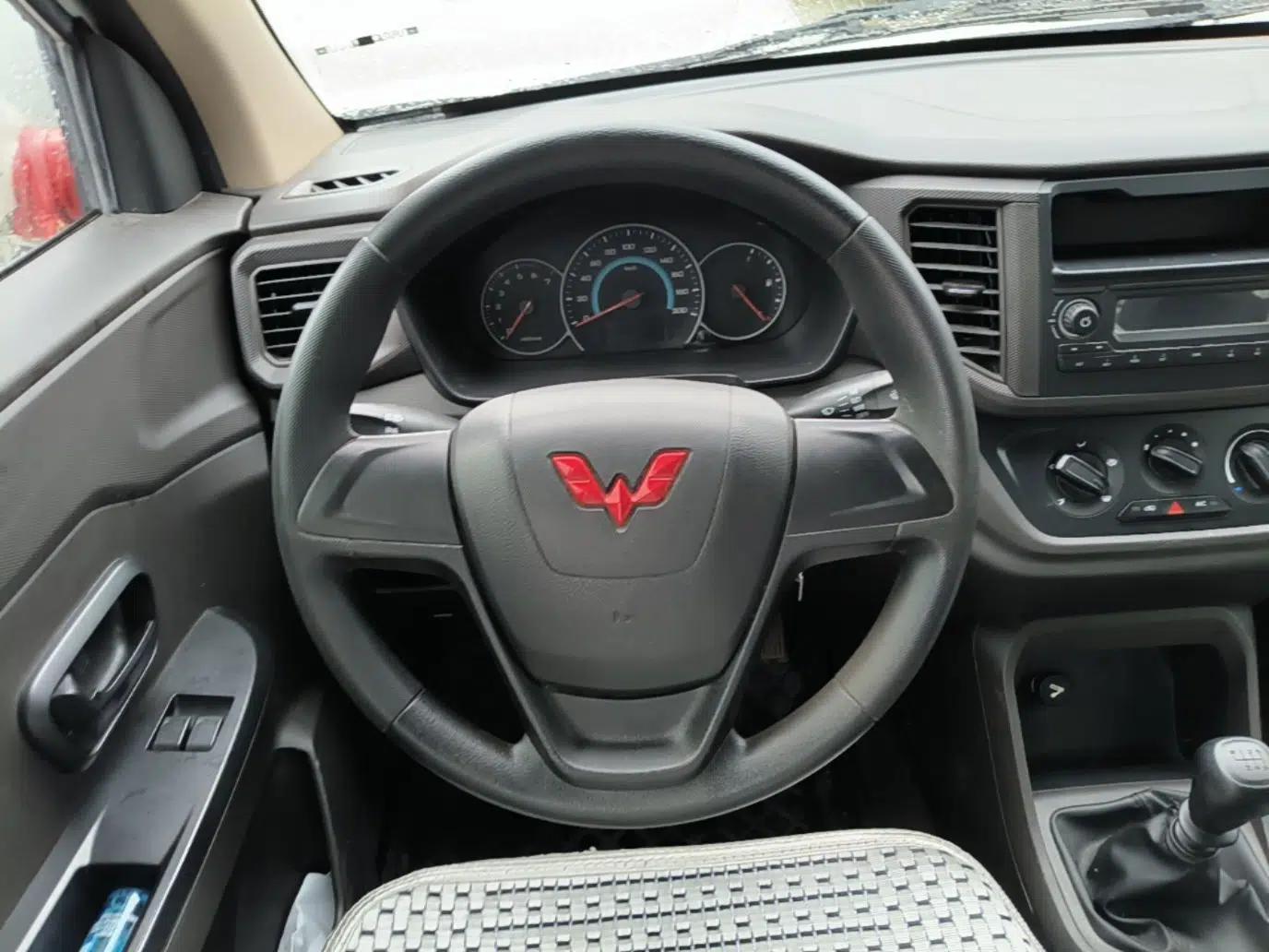 Wuling Hongguang V 2021 1.5L Refreshed Enjoyment Edition LAR — миниатюра 14