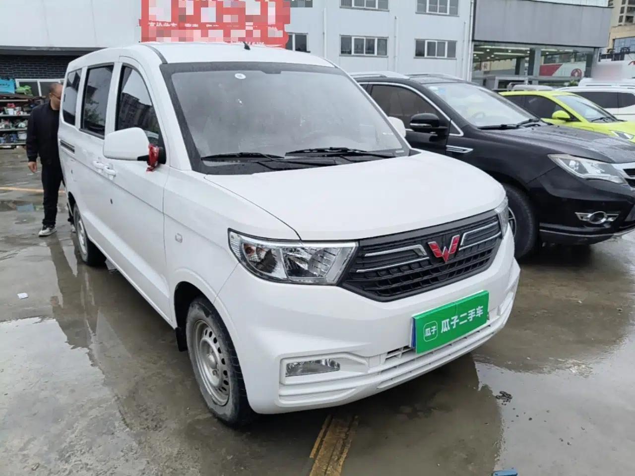 Wuling Hongguang V 2021 1.5L Refreshed Enjoyment Edition LAR — миниатюра 3