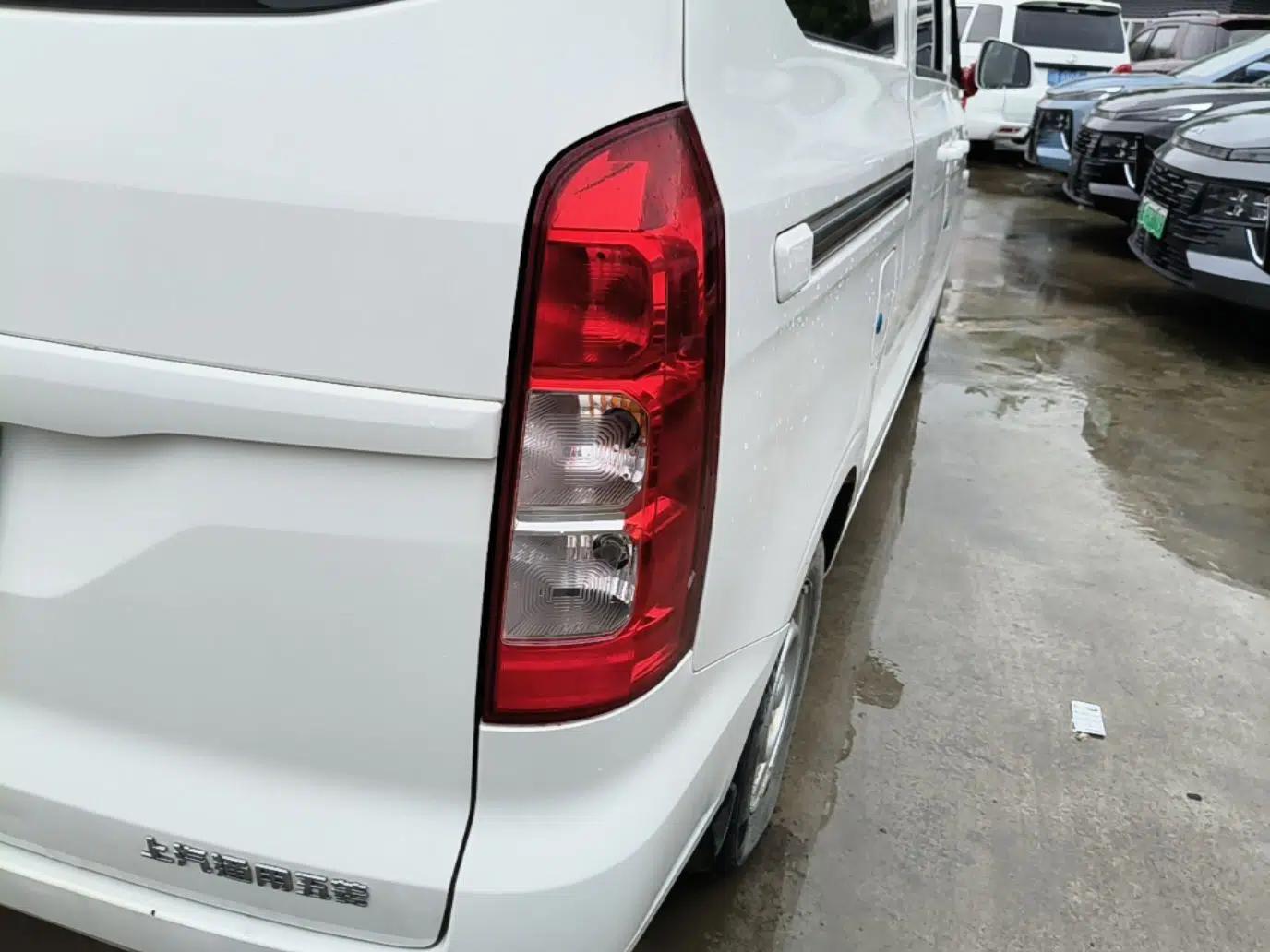 Wuling Hongguang V 2021 1.5L Refreshed Enjoyment Edition LAR — миниатюра 7