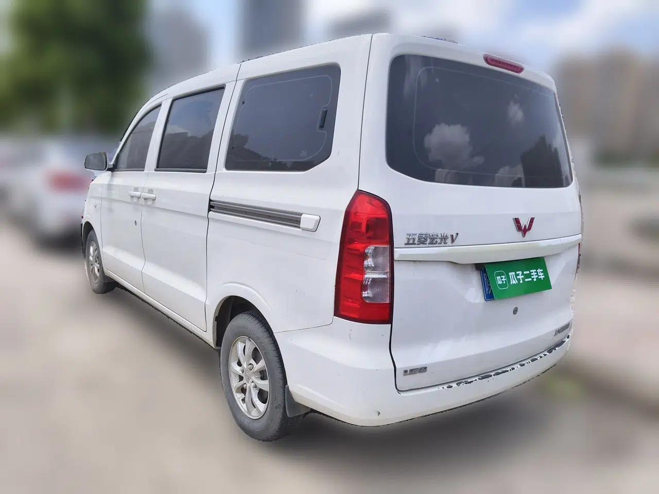Wuling Hongguang V 2019 1.5L Enjoyment Version China VI LAR — миниатюра 4