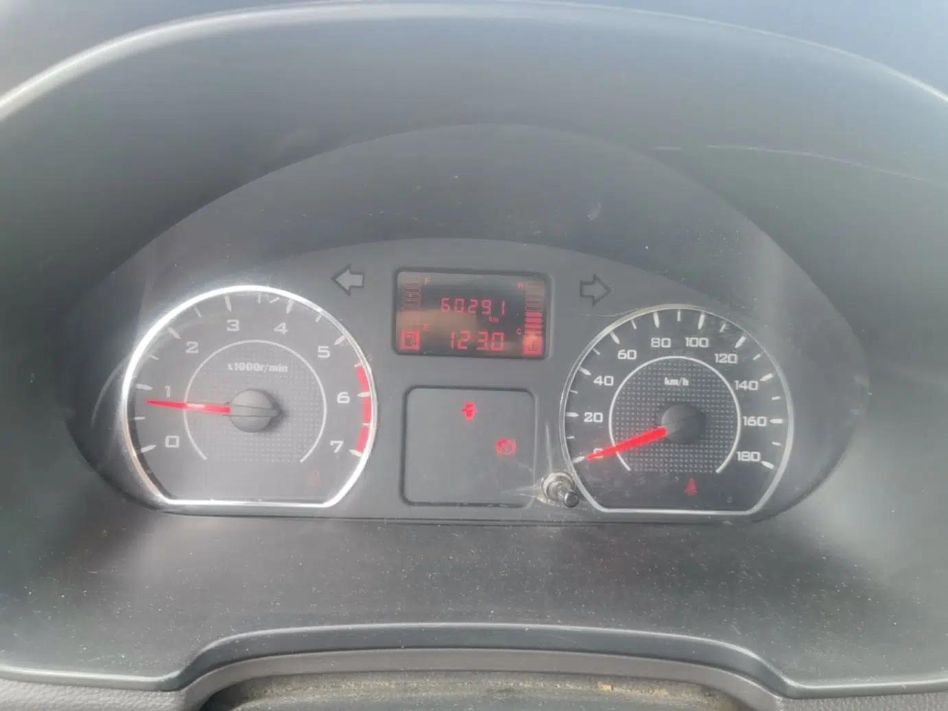 Wuling Hongguang V 2019 1.5L Base Version China VI LAR — миниатюра 15