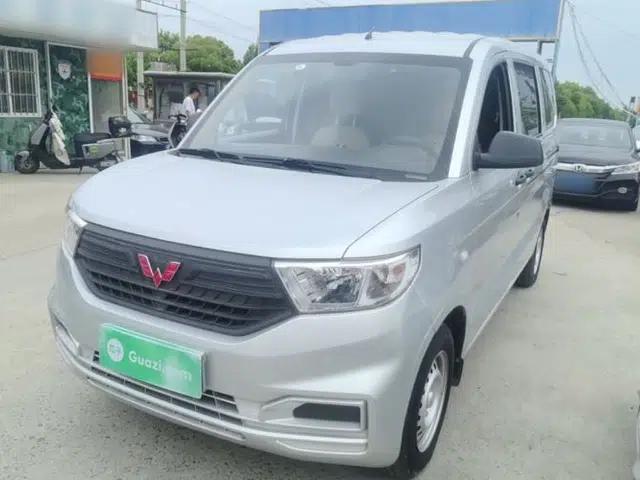Wuling Hongguang V 2019 1.5L Base Version China VI LAR
