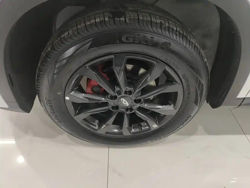 Chery Tiggo 5x 2025 High-Performance Edition 1.5T CVT Comfort Model — миниатюра 23