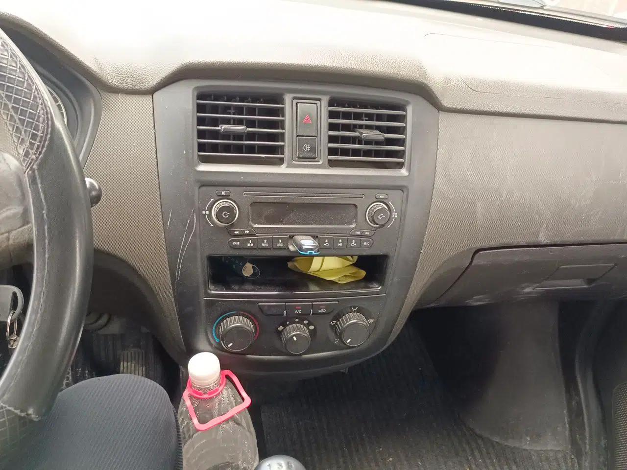 Wuling Rongguang 2014 1.2L S Base Model — миниатюра 14