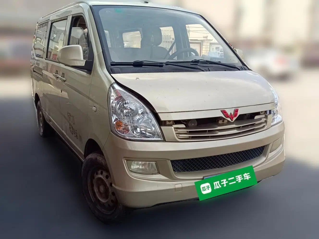 Wuling Rongguang 2014 1.2L S Base Model — миниатюра 3