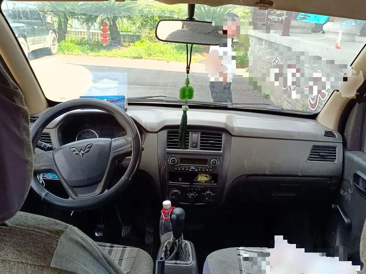 Wuling Rongguang 2014 1.2L S Base Model — миниатюра 10