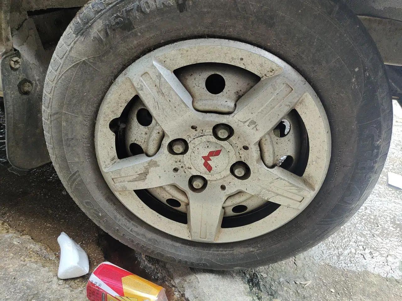 Wuling Rongguang 2011 1.2L Base Version — миниатюра 8