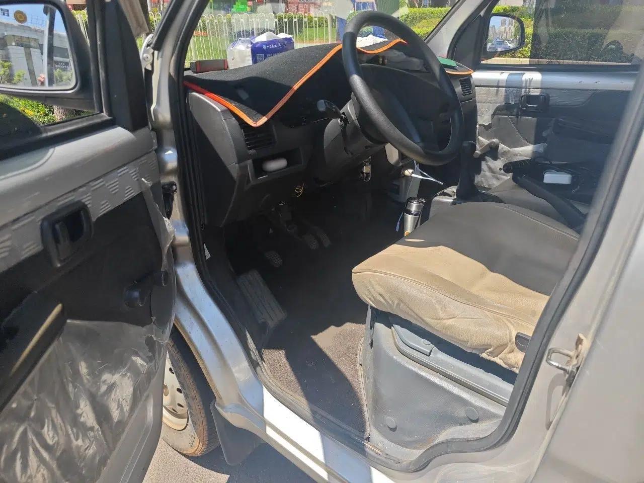 Wuling Rongguang 2012 1.5L Extended Basic Version — миниатюра 17