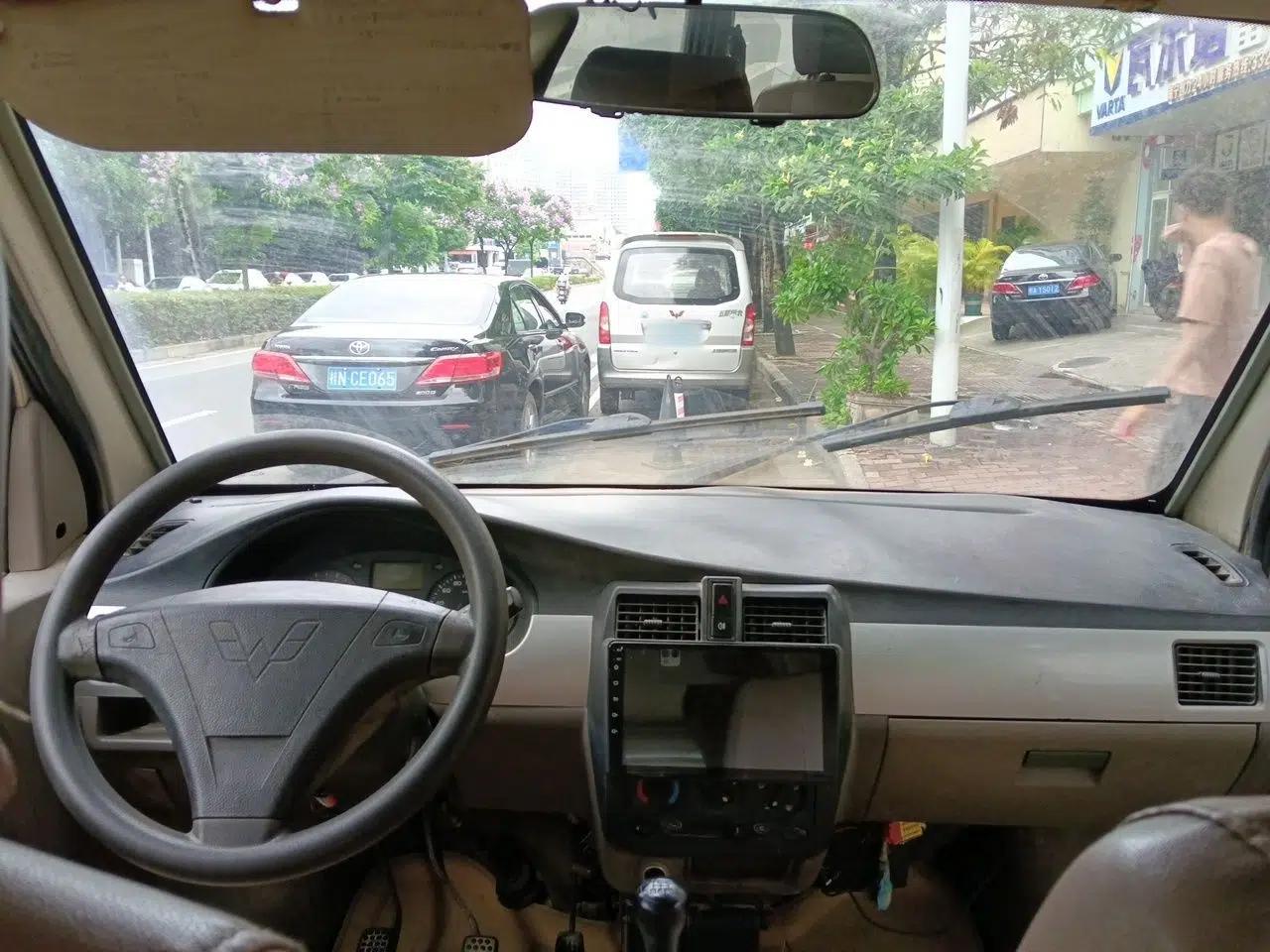 Wuling Rongguang 2011 1.2L Comfort Model — миниатюра 19