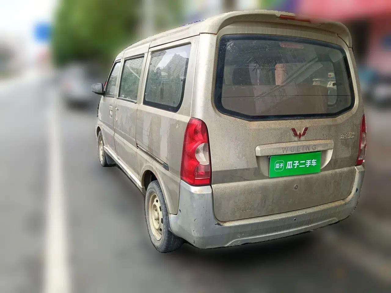 Wuling Rongguang 2011 1.2L Comfort Model — миниатюра 4