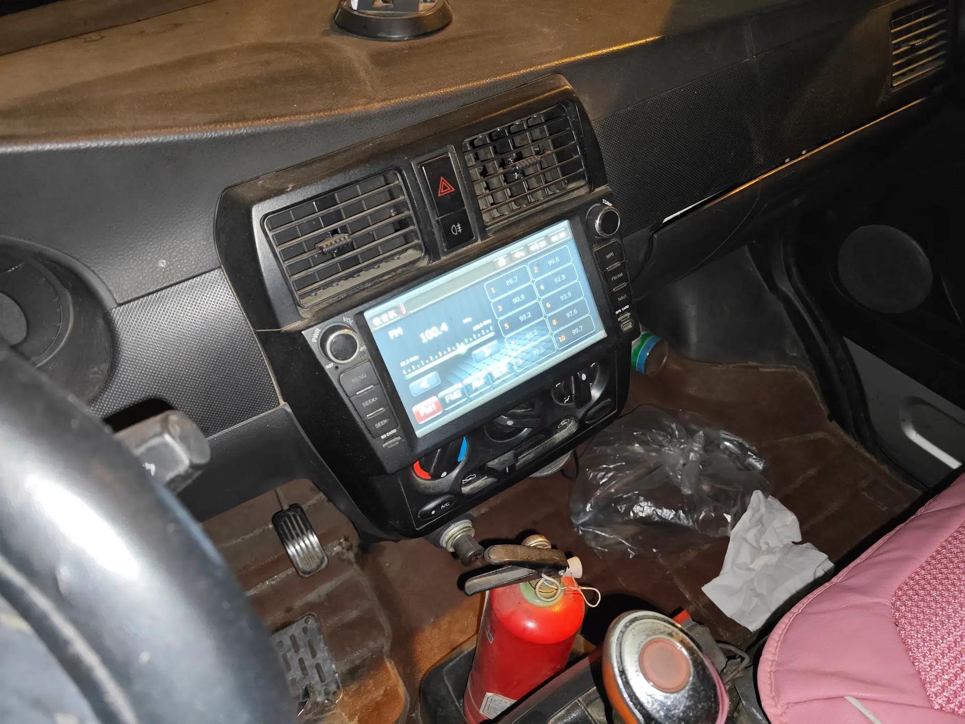Wuling Rongguang 2011 1.2L Base Version — миниатюра 14