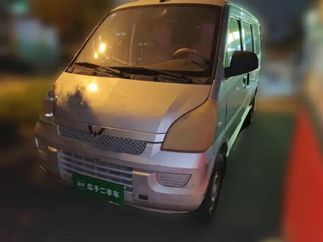 Wuling Rongguang 2011 1.2L Base Version