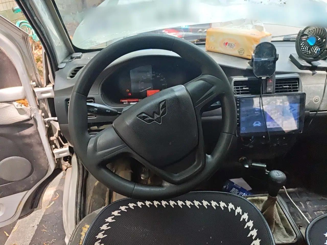 Wuling Rongguang 2017 1.5L Extended Basic Version — миниатюра 11