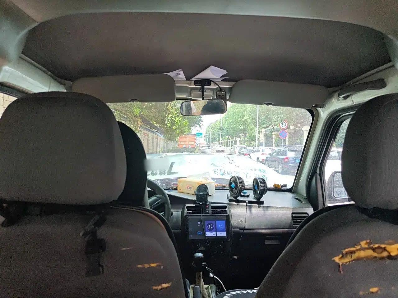 Wuling Rongguang 2017 1.5L Extended Basic Version — миниатюра 19