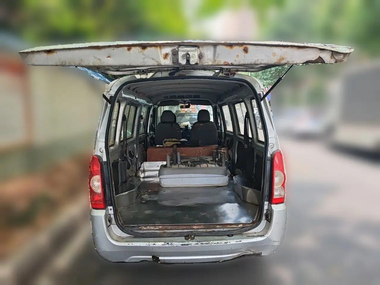 Wuling Rongguang 2017 1.5L Extended Basic Version — миниатюра 20