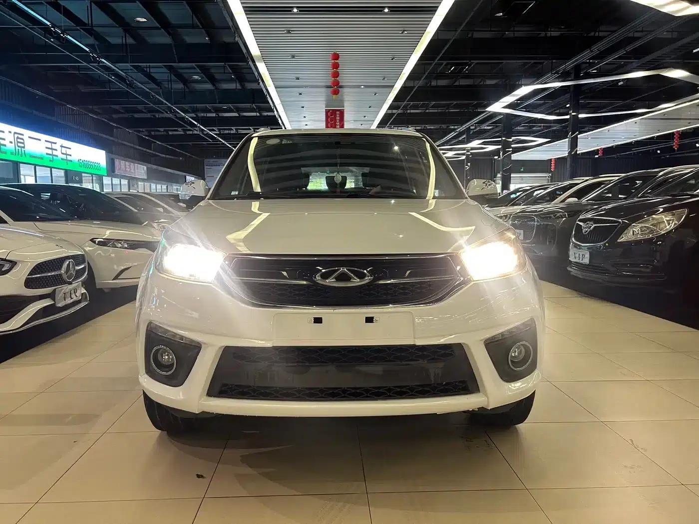 Chery Tiggo 3 2014 1.6L Manual Smart Edition — миниатюра 1