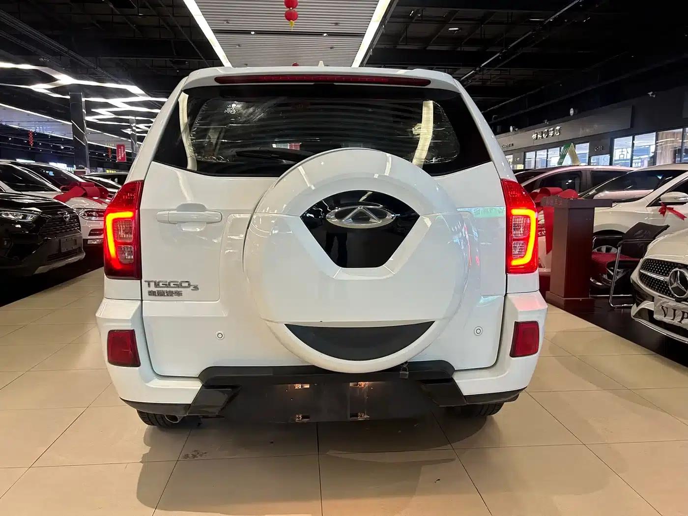 Chery Tiggo 3 2014 1.6L Manual Smart Edition — миниатюра 11