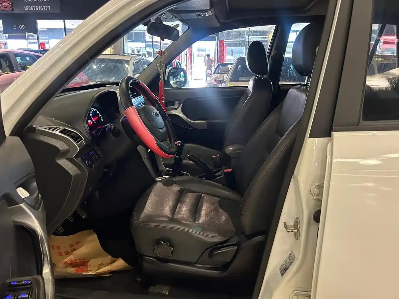 Chery Tiggo 3 2014 1.6L Manual Smart Edition — миниатюра 5