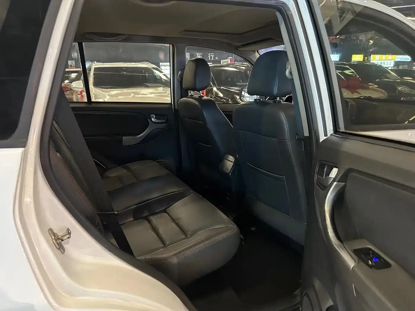 Chery Tiggo 3 2014 1.6L Manual Smart Edition — миниатюра 9
