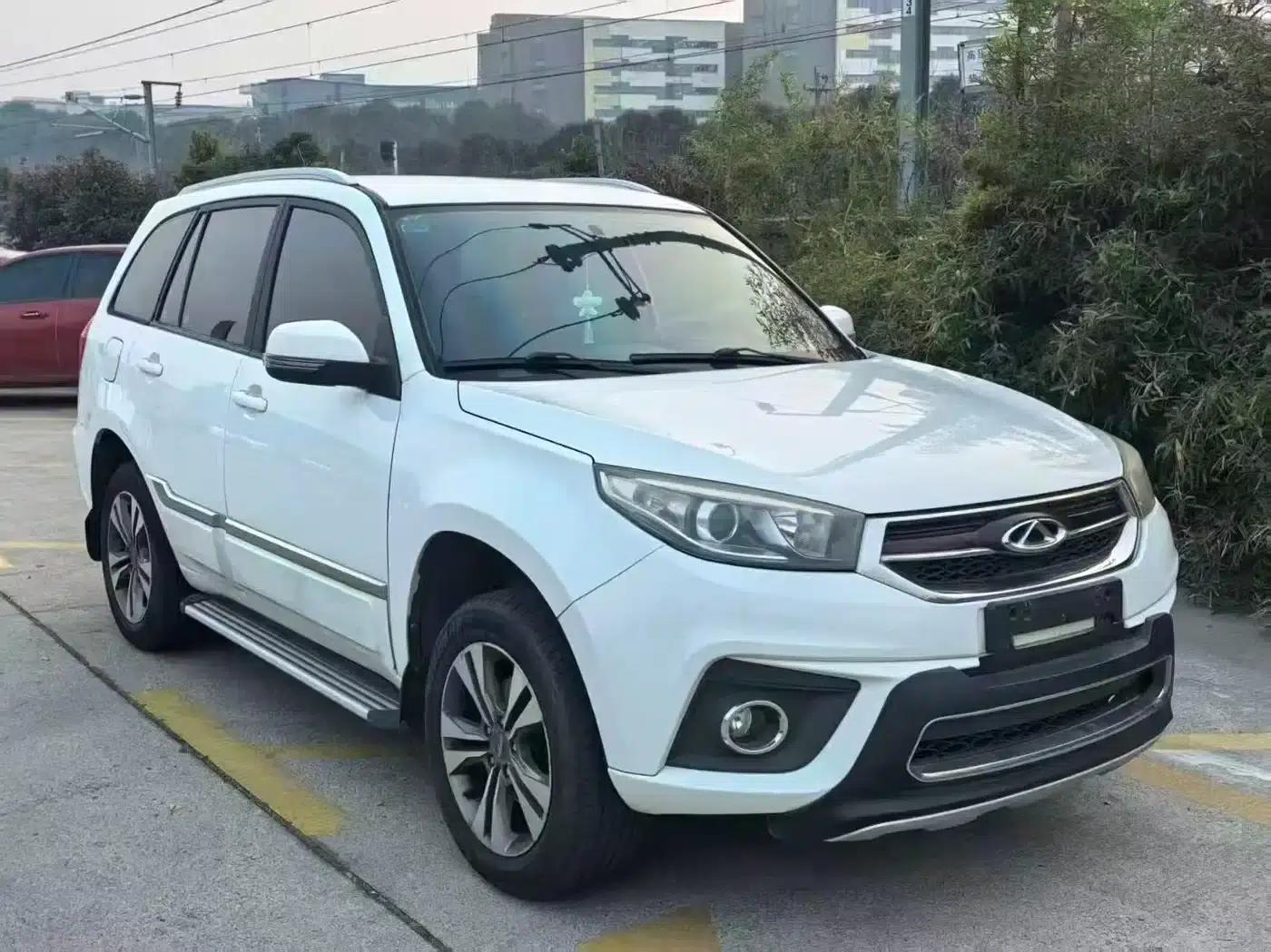 Chery Tiggo 3 2015 1.6L Manual Sport Edition — миниатюра 3