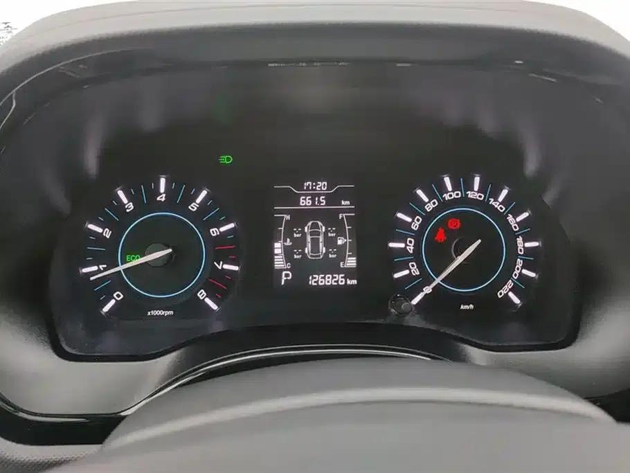 Chery Tiggo 3 2016 1.6L CVT Smart Edition — миниатюра 14