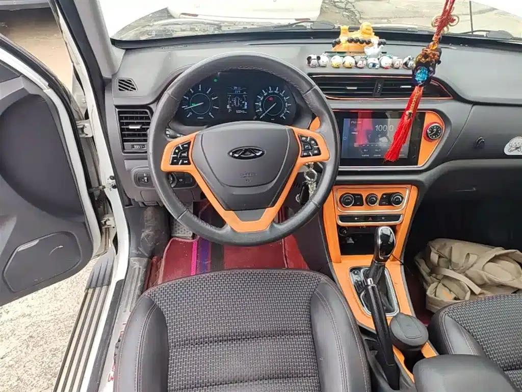 Chery Tiggo 3 2016 1.6L CVT Smart Edition — миниатюра 11